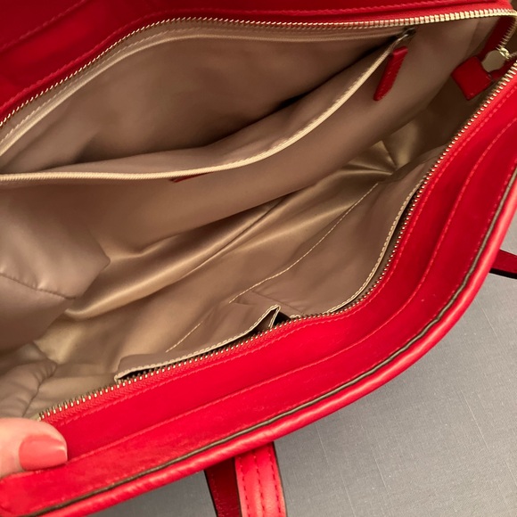 Coach Taylor Gathered Leather Alexis Carryall - Picture 7 of 8